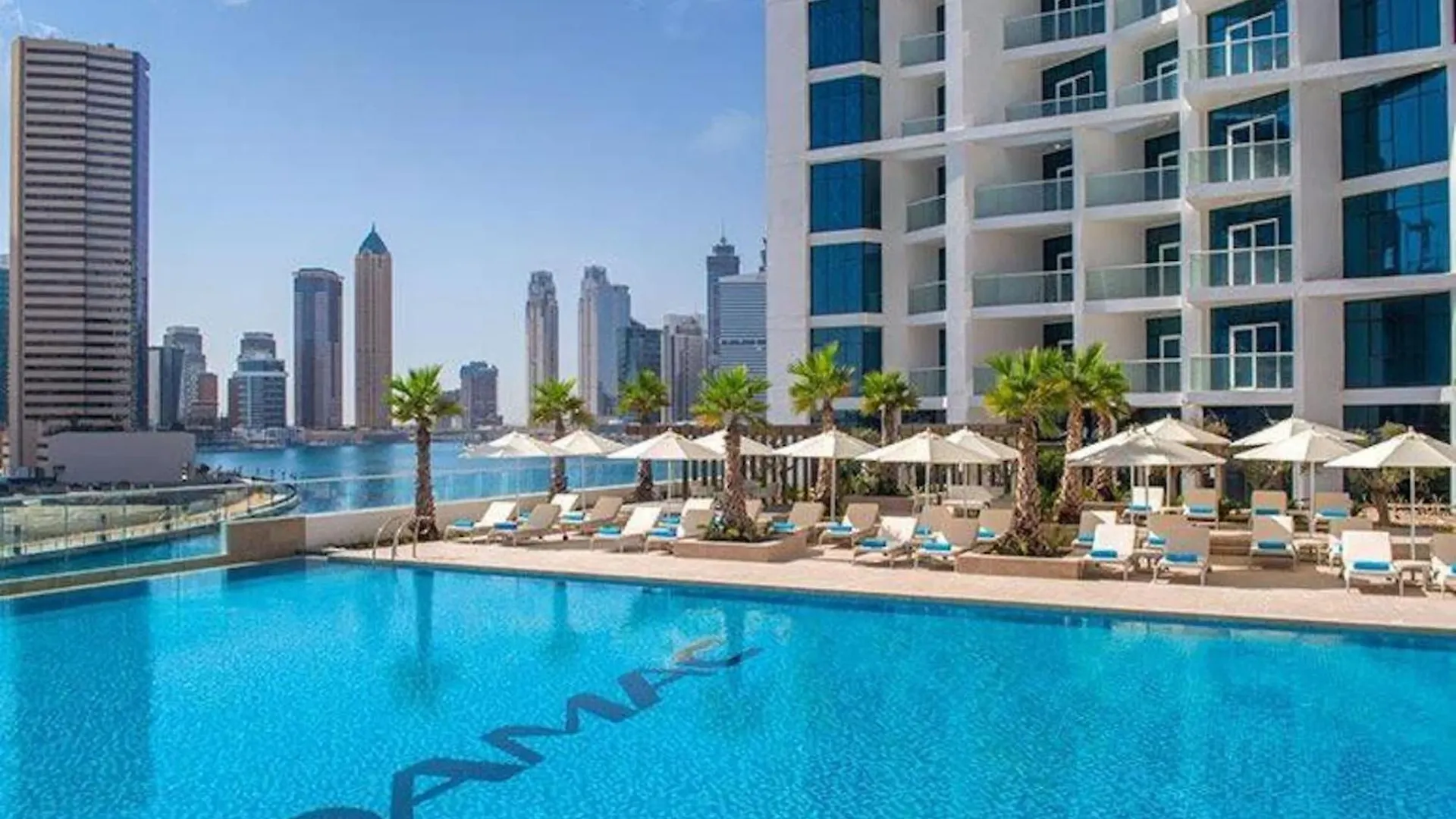 Business Bay With Canal View - Cityapartmentstay Dubai