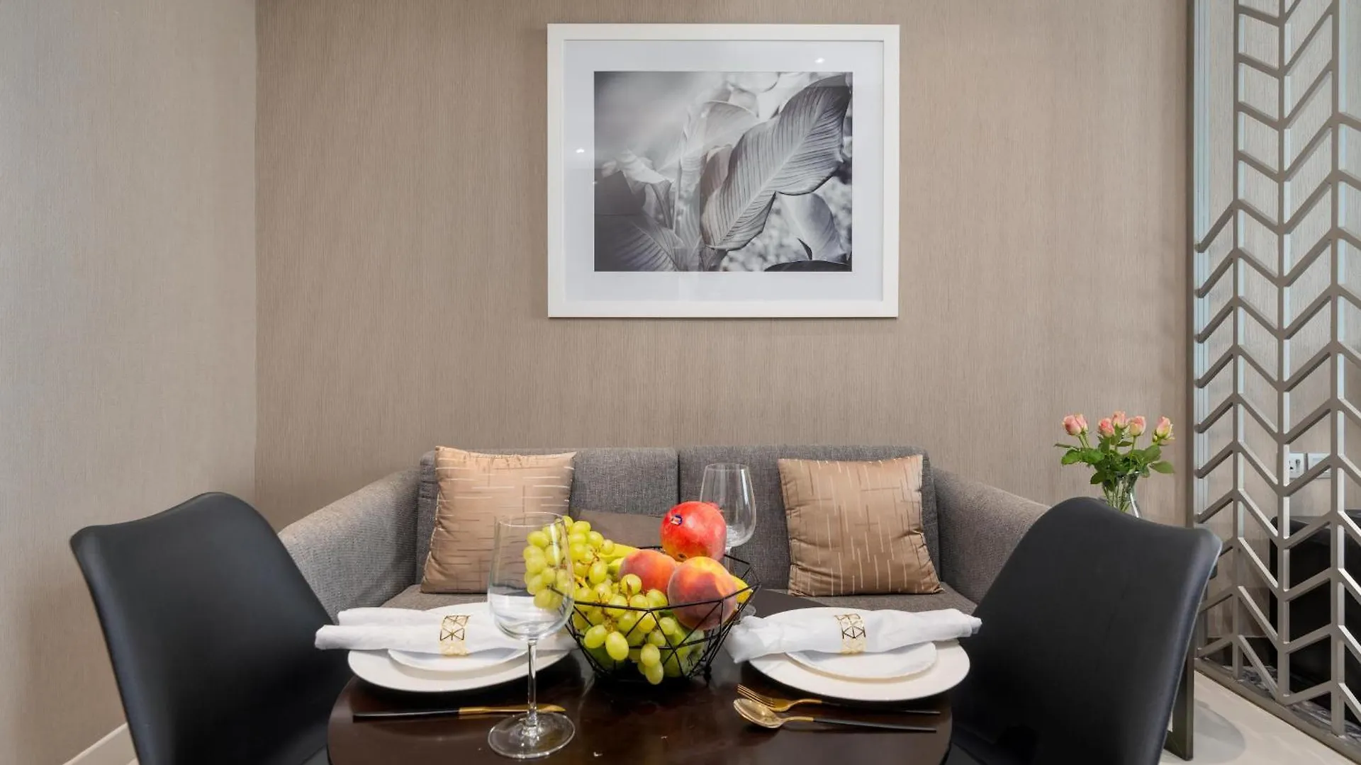 Business Bay With Canal View - Cityapartmentstay Dubai