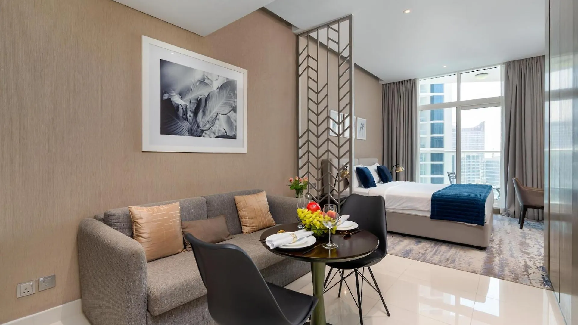 Business Bay With Canal View - Cityapartmentstay Dubai