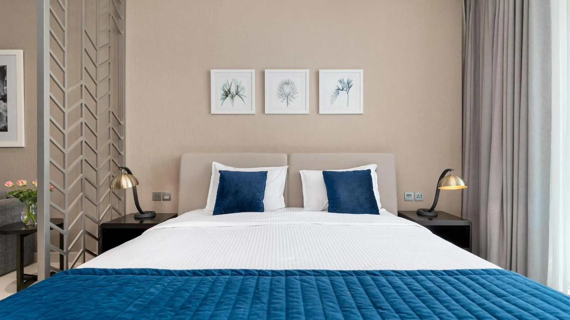 Apartment Business Bay With Canal View - Cityapartmentstay Dubai
